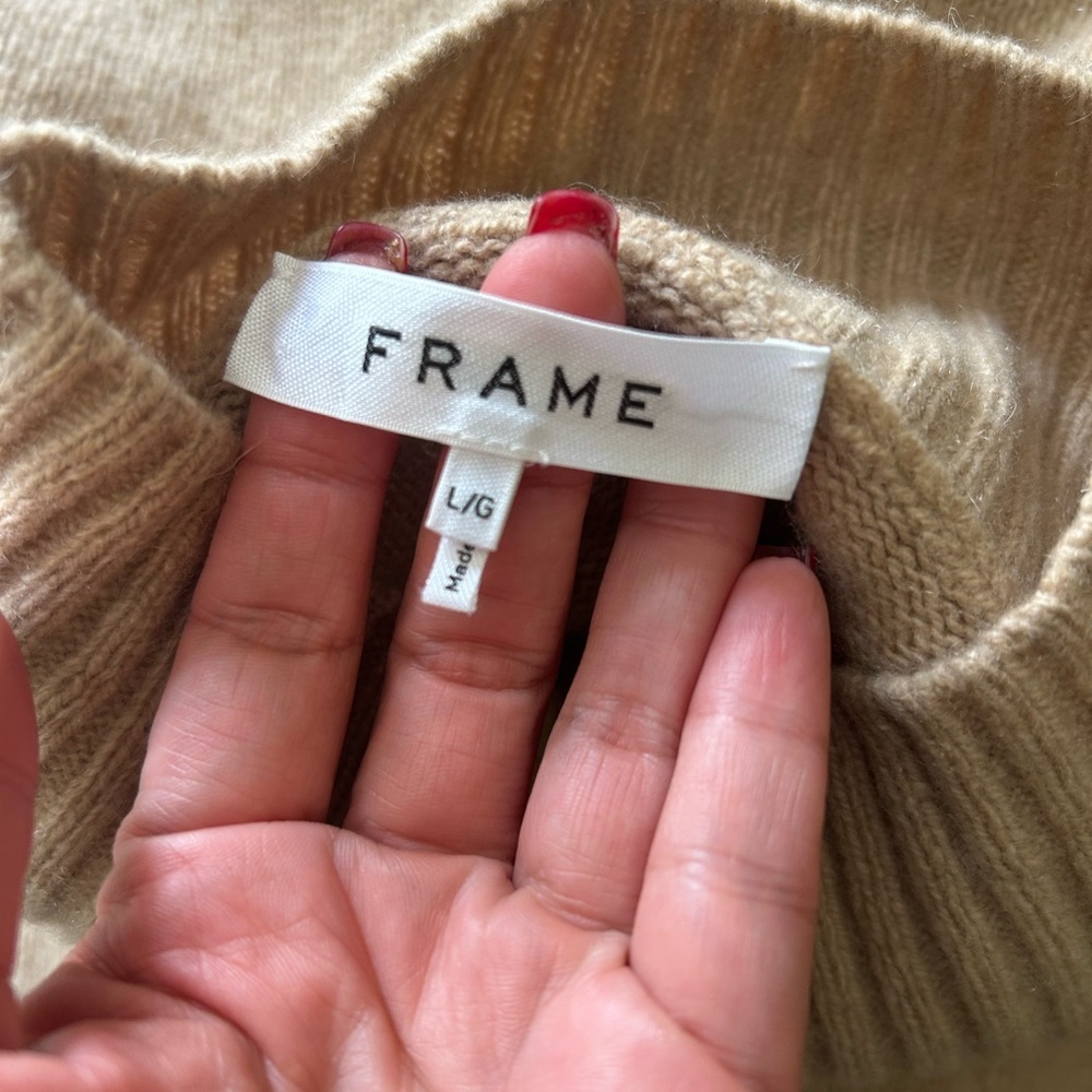 FRAME swingy turtleneck Cashmere Sweater Sz large - Picture 9 of 17
